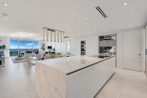 10201 Collins Ave 907, Bal Harbour FL - photo 7 of 41