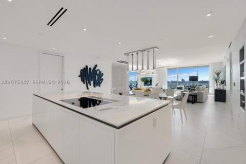 10201 Collins Ave 907, Bal Harbour FL - photo 8 of 41