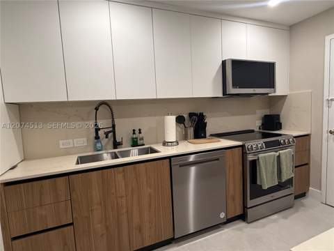 6801 Indian Creek Dr 207, Miami Beach FL - photo 6 of 22