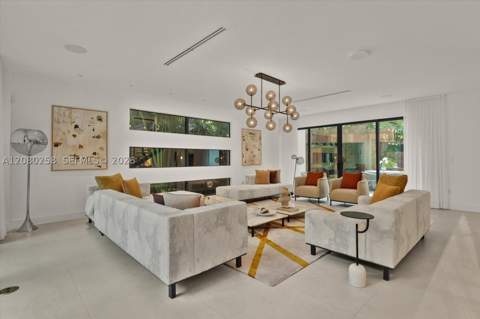 4181 Ingraham Hwy, Miami FL - photo 6 of 38