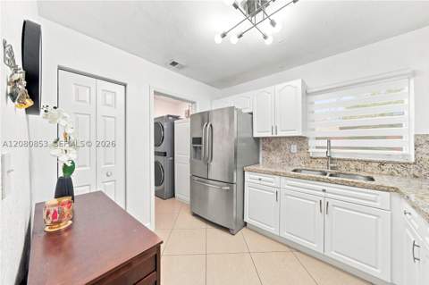 4111 NW 203rd Ln, Miami Gardens FL - photo 11 of 35