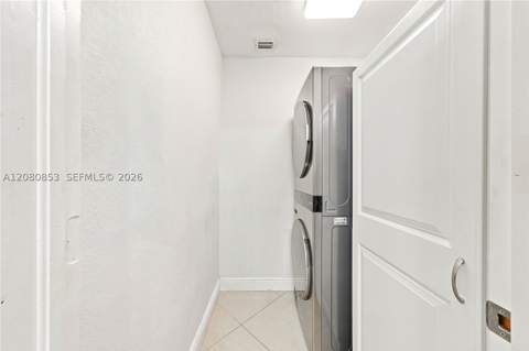 4111 NW 203rd Ln, Miami Gardens FL - photo 13 of 35