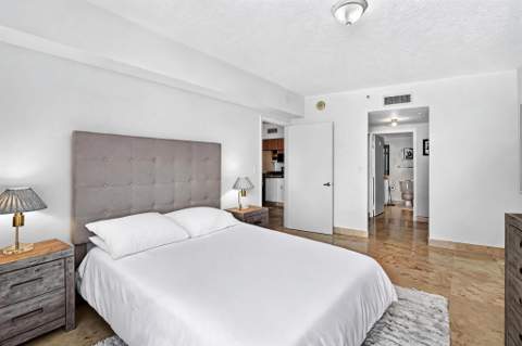 1750 N Bayshore Drive 4109, Miami FL - photo 18 of 40