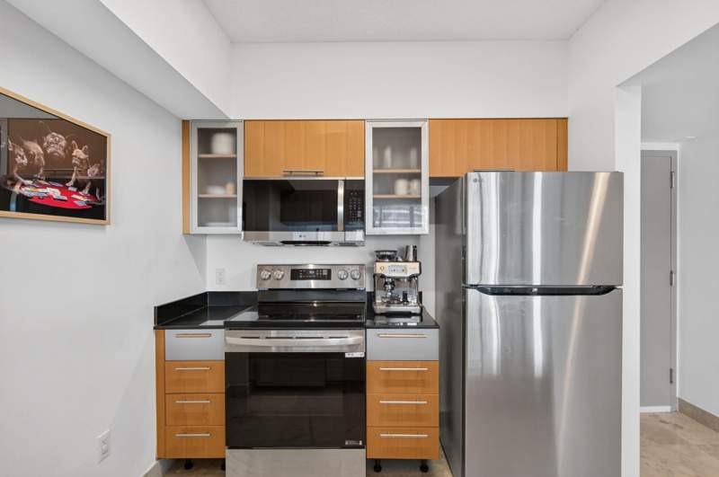 1 bedroom Condominium at 1750 N Bayshore Drive 4109, Opera Tower Condo, Miami — photo 4