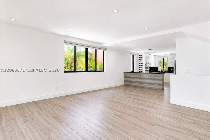 5 bedroom Condominium at 1150 98th St, The Villas At Bay Harbor, Bay Harbor Islands — photo 4