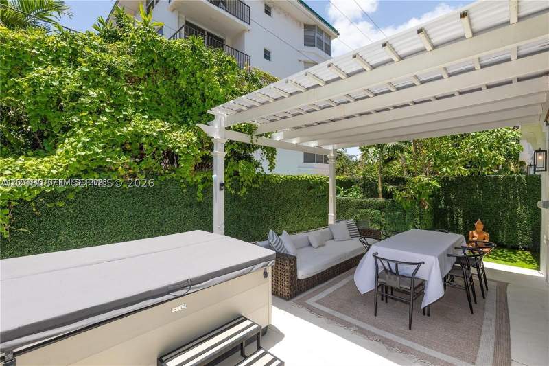 5 bedroom Condominium at 1150 98th St, The Villas At Bay Harbor, Bay Harbor Islands — photo 5