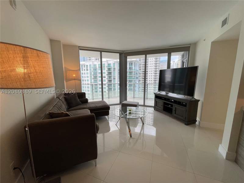 2 bedroom Condominium at 1300 Brickell Bay Dr 2010, Brickellhouse Condo, Miami — photo 5