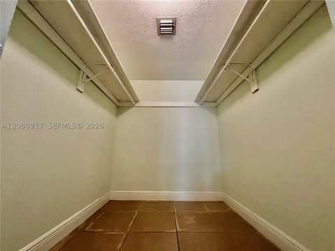 5201 Geneva Way 109, Doral FL - photo 11 of 14