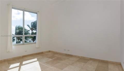 808 Brickell Key Dr 404, Miami FL - photo 11 of 18