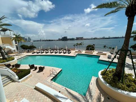 808 Brickell Key Dr 404, Miami FL - photo 15 of 18