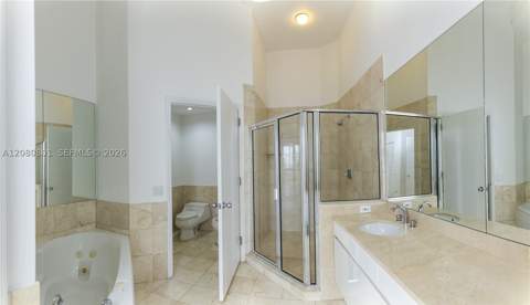 808 Brickell Key Dr 404, Miami FL - photo 7 of 18