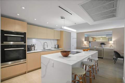 2301 Collins Avenue 407, Miami Beach FL - photo 7 of 17