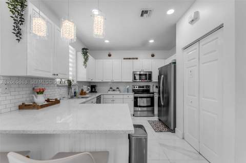 15740 SW 141st St, Miami FL - photo 11 of 37