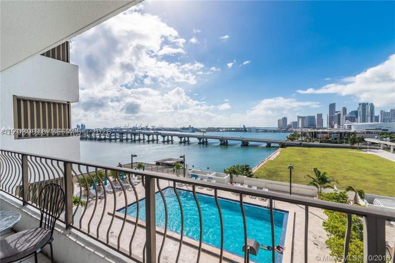 1 bedroom Condominium at 555 NE 15th St 11J, Venetia Condo, Miami — photo 4