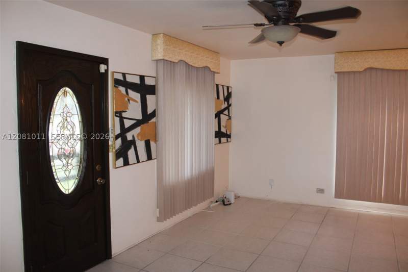 2 bedroom SingleFamilyResidence at 665 NW 50th St, Railway Shops Addn 2nd Am, Miami — photo 5