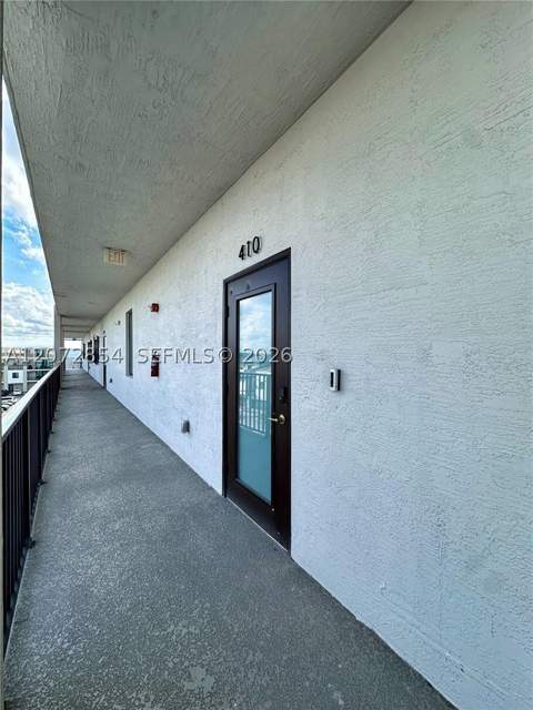 8167 NW 41st St E-410, Doral FL - photo 18 of 26