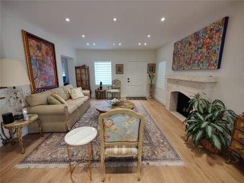 1823 S Bayshore Ln, Miami FL - photo 19 of 77