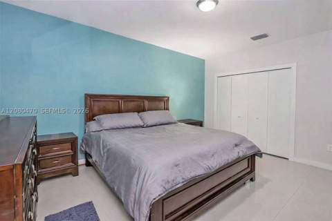 17801 SW 108th Ct, Miami FL - photo 7 of 14