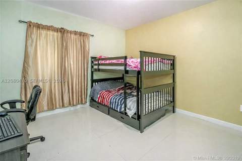 17801 SW 108th Ct, Miami FL - photo 9 of 14