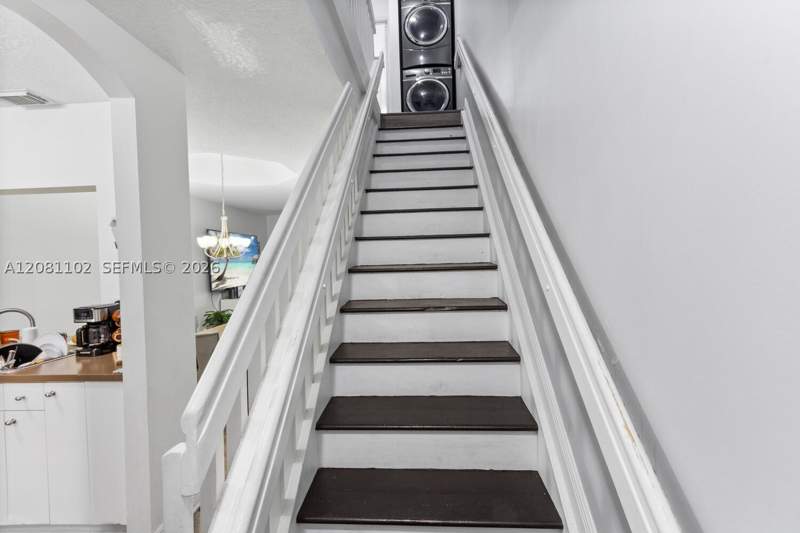 2 bedroom Condominium at 8210 NW 10th St 4, Les Jardins Condo, Miami — photo 4