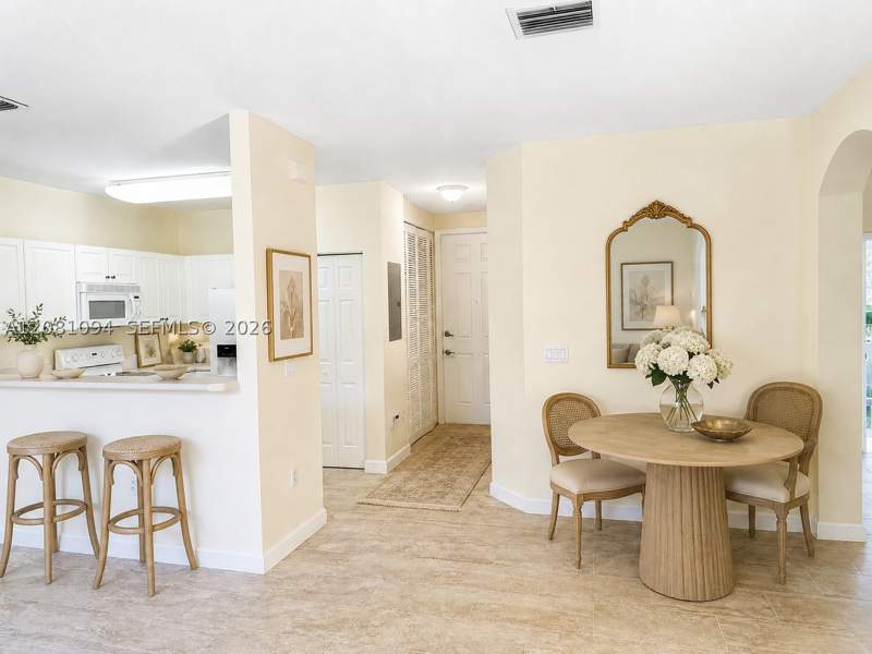 3 bedroom Condominium at 230 SE 29th Ave 1, Fiji Condo No 2, Homestead — photo 4