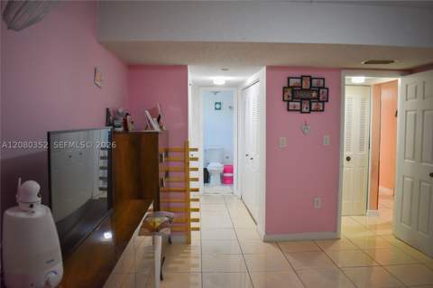 6600 W 2nd Ct 15, Hialeah FL - photo 17 of 19