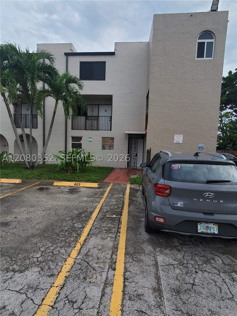 1 bedroom Condominium at 6600 W 2nd Ct 15, Westland Manors East Cond, Hialeah — photo 3