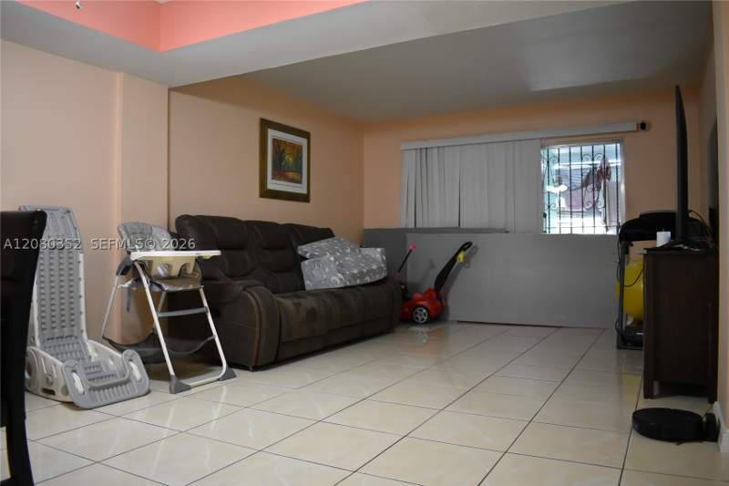 1 bedroom Condominium at 6600 W 2nd Ct 15, Westland Manors East Cond, Hialeah — photo 5