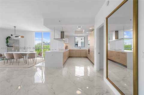 17111 Biscayne Blvd 402, North Miami Beach FL - photo 14 of 59