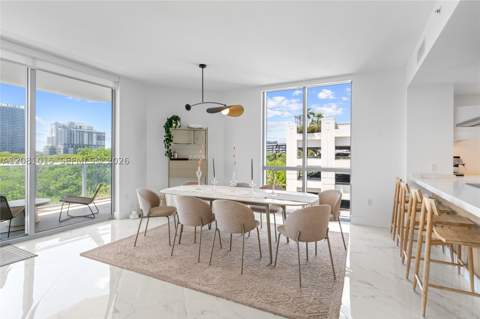 17111 Biscayne Blvd 402, North Miami Beach FL - photo 23 of 59