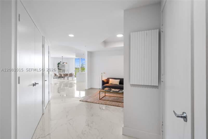 2 bedroom Condominium at 17111 Biscayne Blvd 402, Marina Palms Residences S, North Miami Beach — photo 5