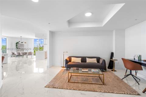 17111 Biscayne Blvd 402, North Miami Beach FL - photo 6 of 59