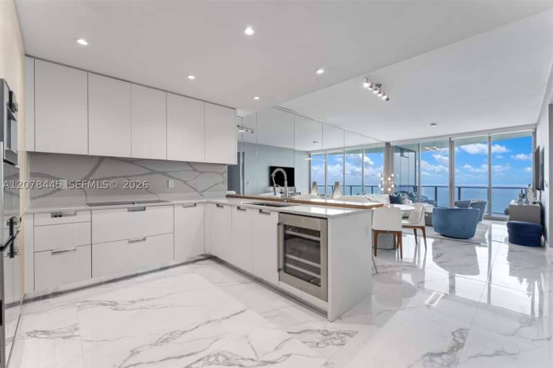 2 bedroom Condominium at 15701 Collins Ave 3803, 15701 Collins Condo, Sunny Isles Beach — photo 3
