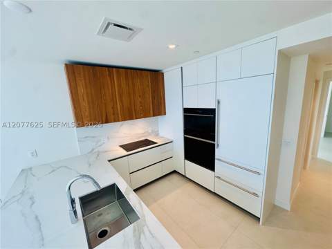 1400 Biscayne Blvd 1802, Miami FL - photo 13 of 43