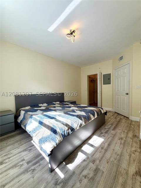 17150 N Bay Rd 2419, Sunny Isles Beach FL - photo 13 of 27