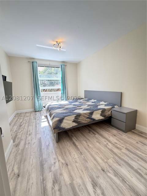 17150 N Bay Rd 2419, Sunny Isles Beach FL - photo 14 of 27
