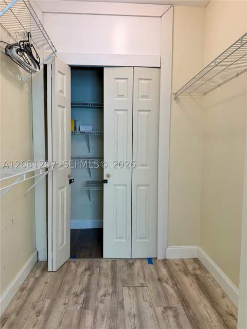 17150 N Bay Rd 2419, Sunny Isles Beach FL - photo 15 of 27