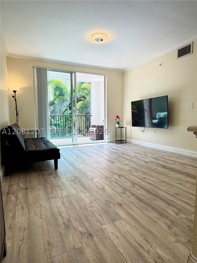 1 bedroom Condominium at 17150 N Bay Rd 2419, Porto Bellagio Condo, Sunny Isles Beach — photo 2