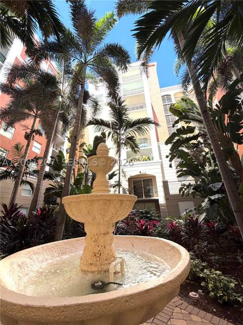 17150 N Bay Rd 2419, Sunny Isles Beach FL - photo 21 of 27