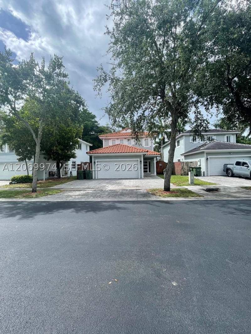 5 bedroom SingleFamilyResidence at 3134 NE 3rd Dr, Bimini At The Oasis, Homestead — photo 3