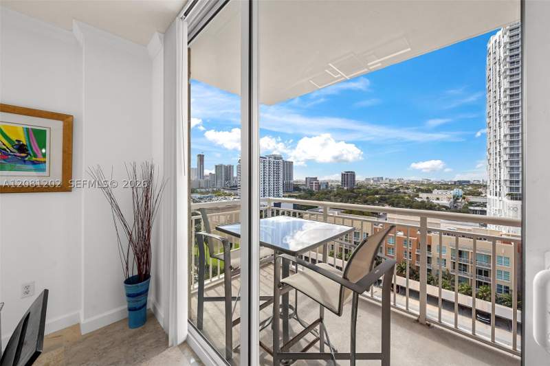 3 bedroom Condominium at 2000 N Bayshore Dr 1502, Cite Condo, Miami — photo 3