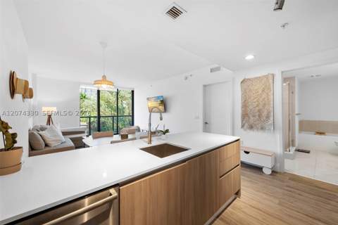 201 SW 17th Rd 411, Miami FL - photo 10 of 30