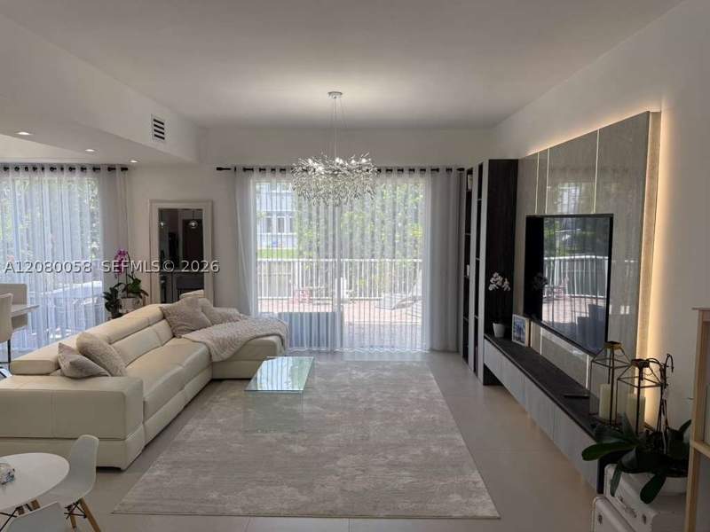3 bedroom SingleFamilyResidence at 3123 NE 210th St, Aventura Lakes - Phase II, Aventura — photo 2