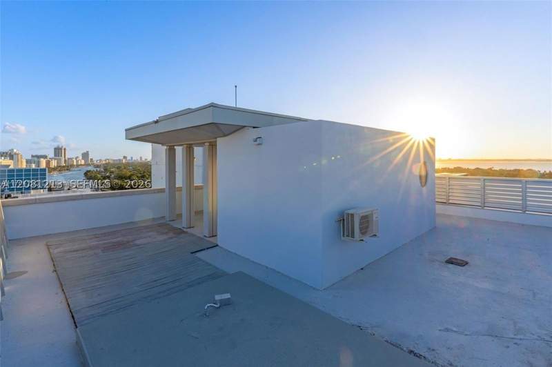 2 bedroom Condominium at 201 Aqua Ave Ph4, Chatham At Aqua Condo, Miami Beach — photo 3