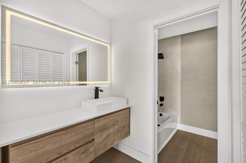 10046 NW 41st St 48-4, Doral FL - photo 17 of 40