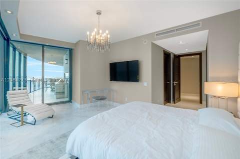 18555 Collins Ave 1505, Sunny Isles Beach FL - photo 12 of 31