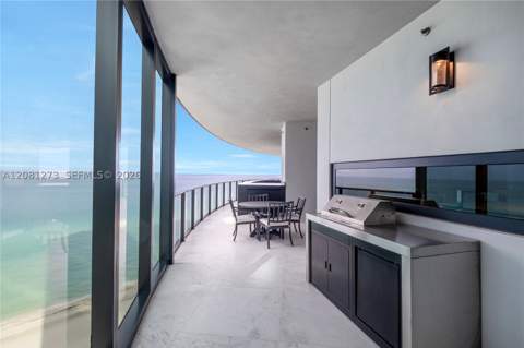 18555 Collins Ave 1505, Sunny Isles Beach FL - photo 18 of 31