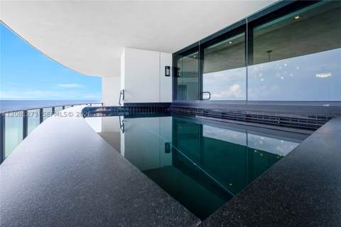 18555 Collins Ave 1505, Sunny Isles Beach FL - photo 19 of 31