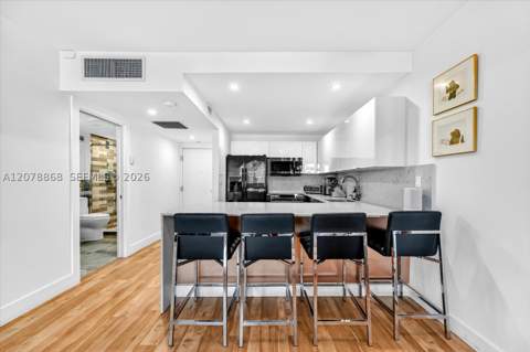 2301 Collins Ave 714, Miami Beach FL - photo 13 of 23