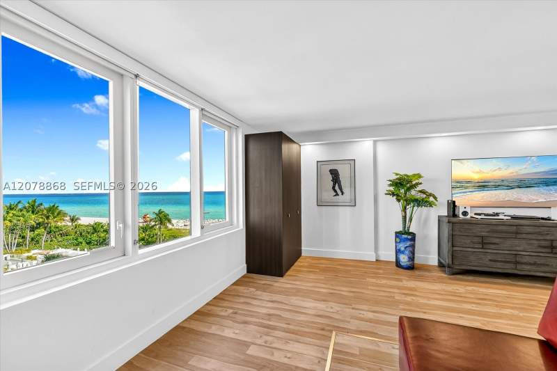 0 bedroom Condominium at 2301 Collins Ave 714, Roney Palace Condo, Miami Beach — photo 3